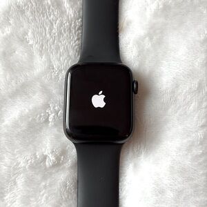 Apple Watch Series 6 Black Like New!